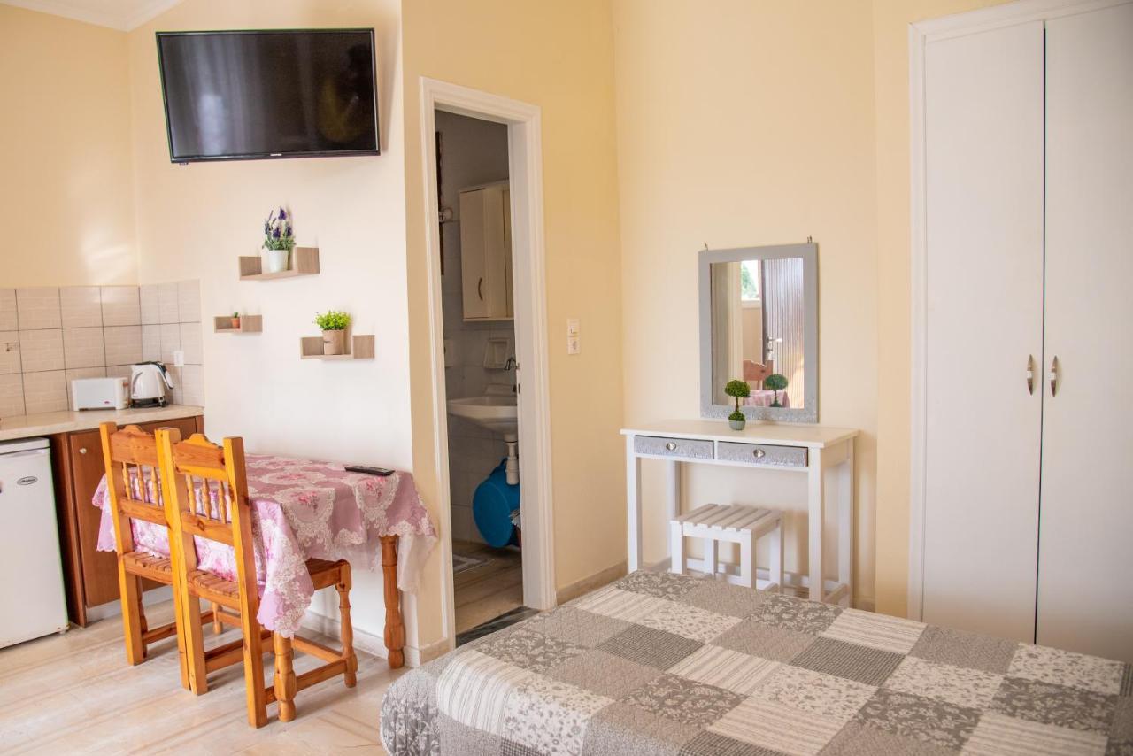 Eleonas Holiday Home Apartment Agios Stefanos Avliotes  Eksteriør bilde